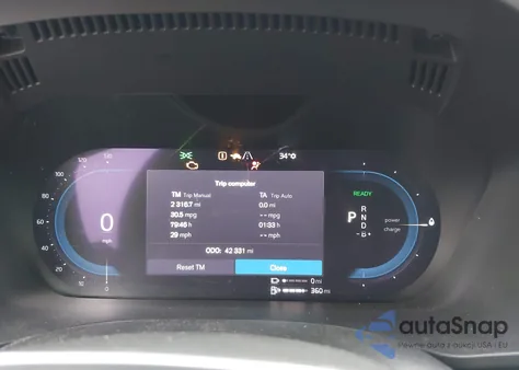 2022 Volvo Xc60 Recharge Plug-In Hybrid T8 R-Design z USA, uszkodzony, nr VIN YV4BR0DMXN1946407